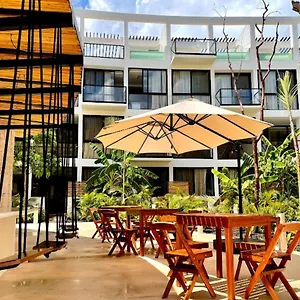 https://the-waves-tulum.tulum-hotels.net